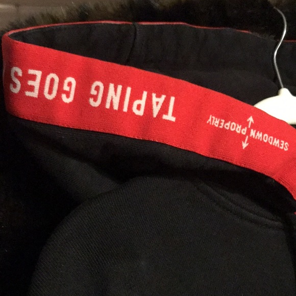 Well Known Hoodie - Picture 5 of 13